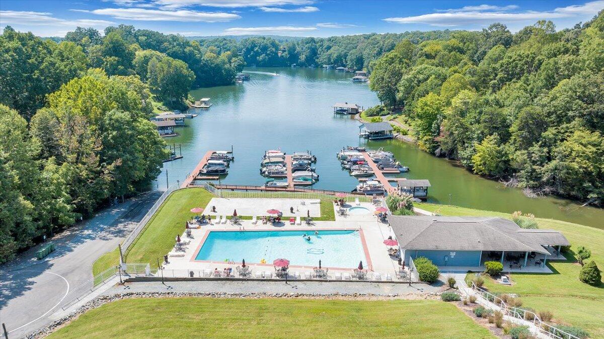95 Stripers Landing Road Moneta, VA 24121 - Photo 23 of 27 03-39-DJI_20240825145042_0025_D_MIB