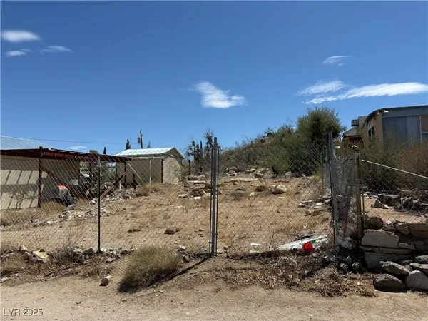 $15,000 | 450 Main Street, Searchlight, NV 89046