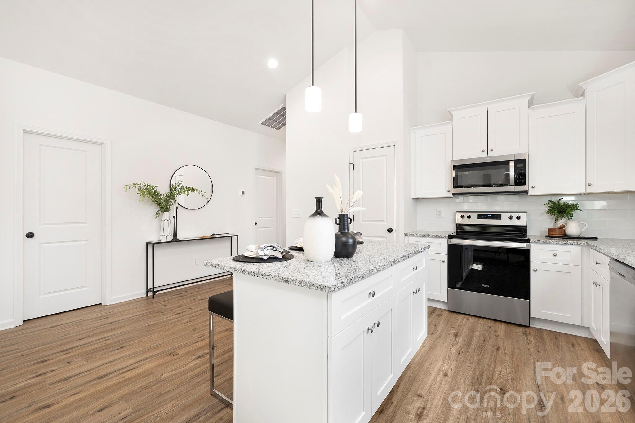 5541 Manning Road Charlotte, NC 28269 - Photo 7 of 16 Gallery Image 7