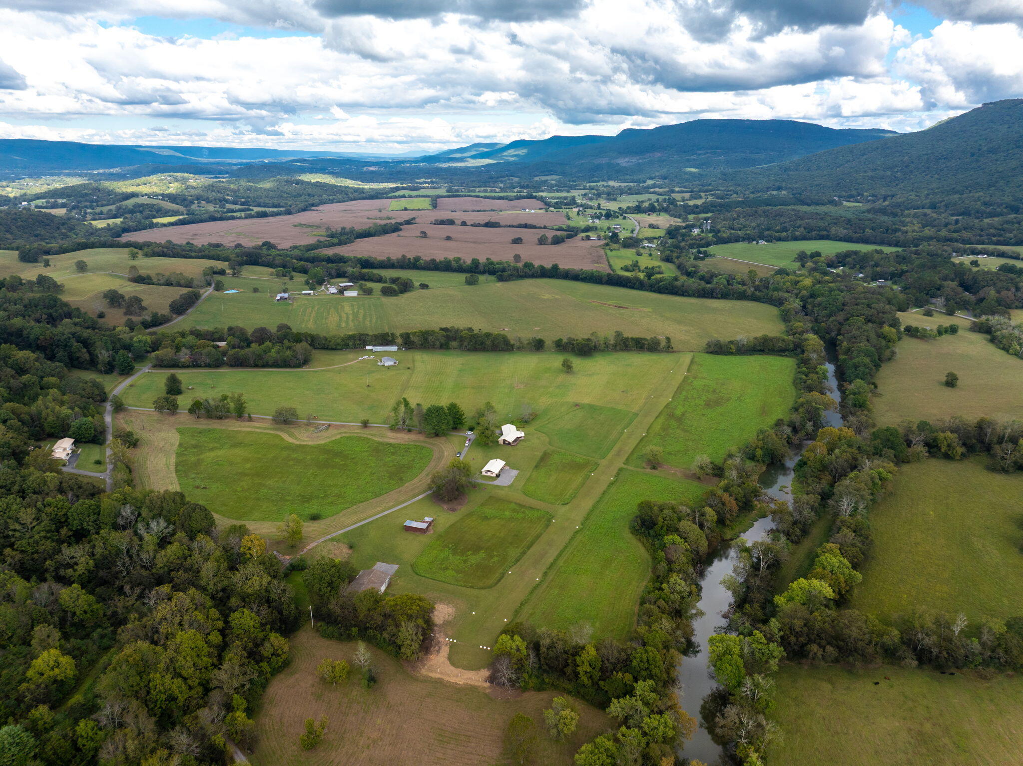 870 Ridge Road Dunlap, TN 37327 - Photo 2 of 86 Trimble (77)