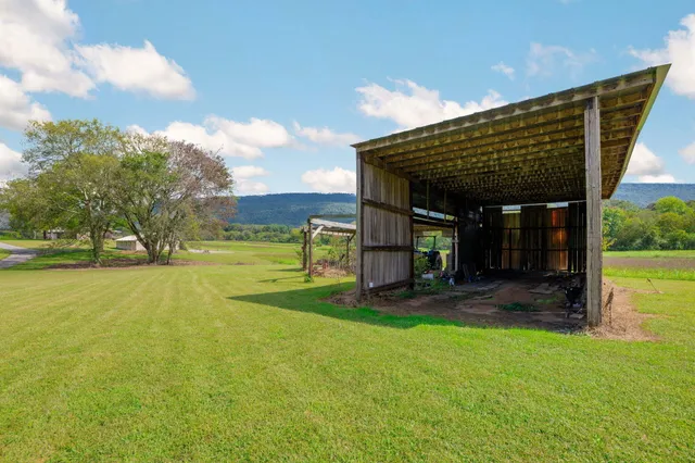 $2,100,000 | 870 Ridge Road, Dunlap, TN 37327