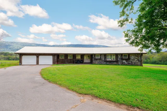 $2,100,000 | 870 Ridge Road, Dunlap, TN 37327