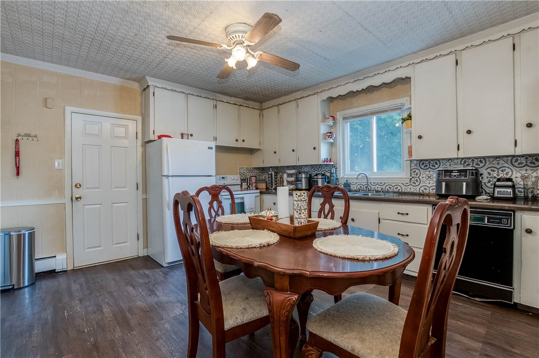 32 Vine Street Woonsocket, RI 02895 - Photo 8 of 34