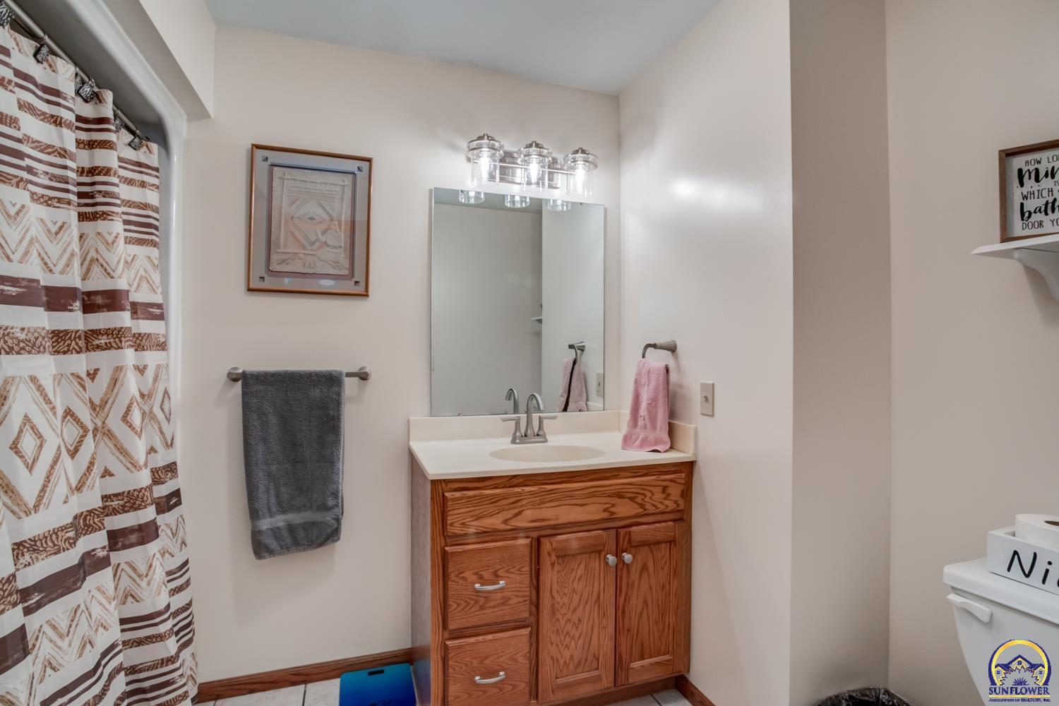 2915 Oak Hill Road Vassar, KS 66543 - Photo 11 of 46