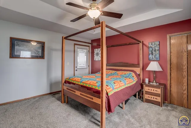 $442,500 | 2915 Oak Hill Road, Vassar, KS 66543