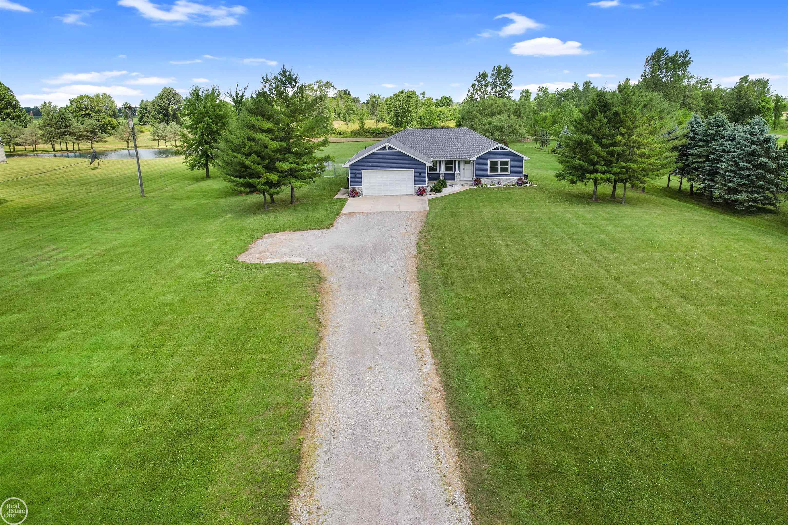 27611 Prinz Road Richmond, MI 48062 - Photo 2 of 50 50180598-ee9745c8-3dbd-4fdb-8576-e4c4a5821ae6.JPG