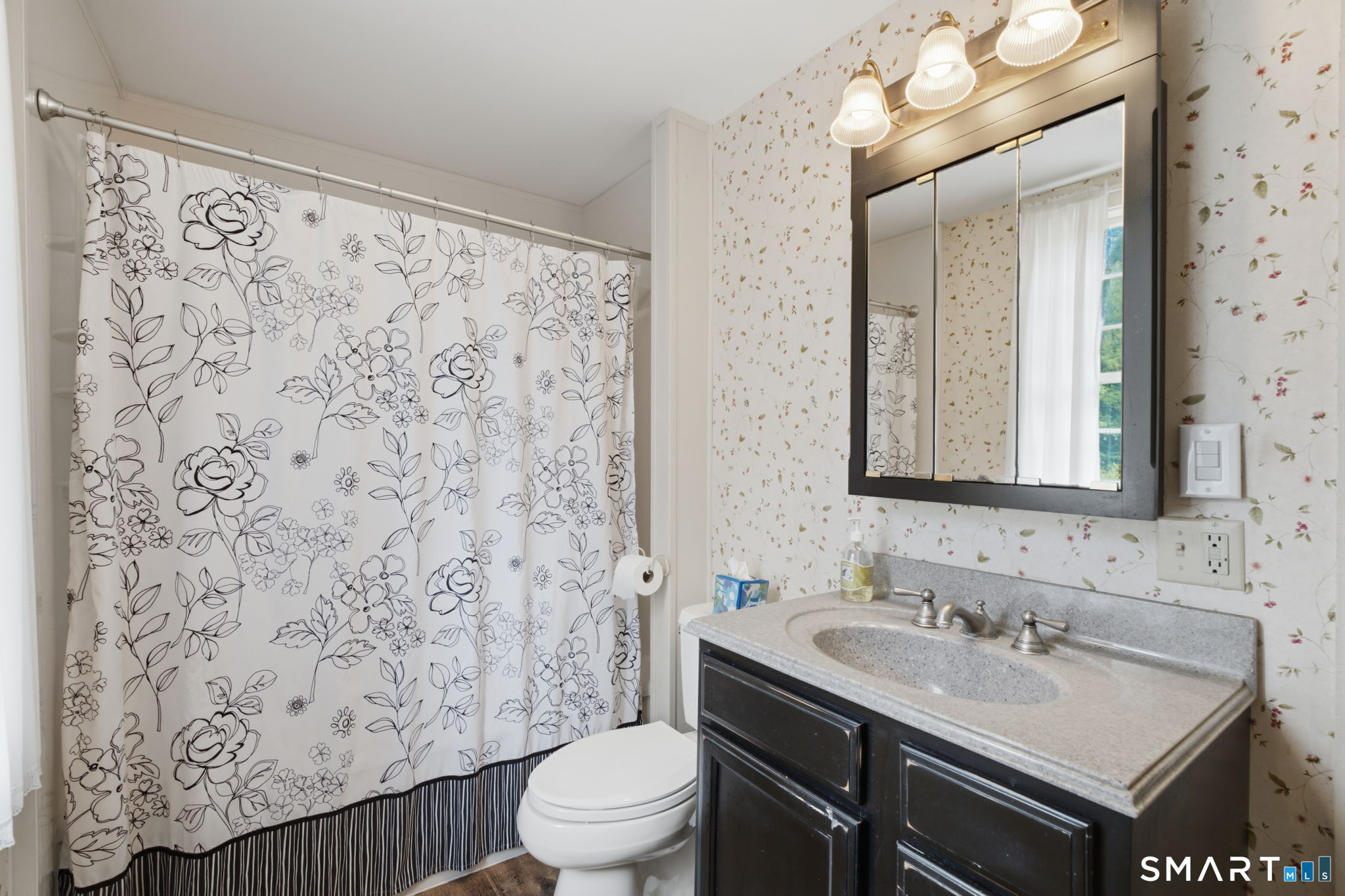 55 Gavitt Road Barkhamsted, CT 06063 - Photo 25 of 40 Full bathroom