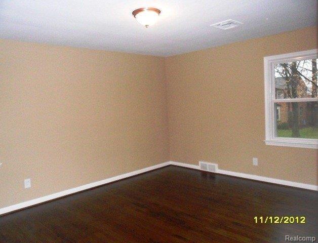 1908 Severn Road Grosse Pointe, MI 48236 - Photo 13 of 25 =bedroom 2.JPG