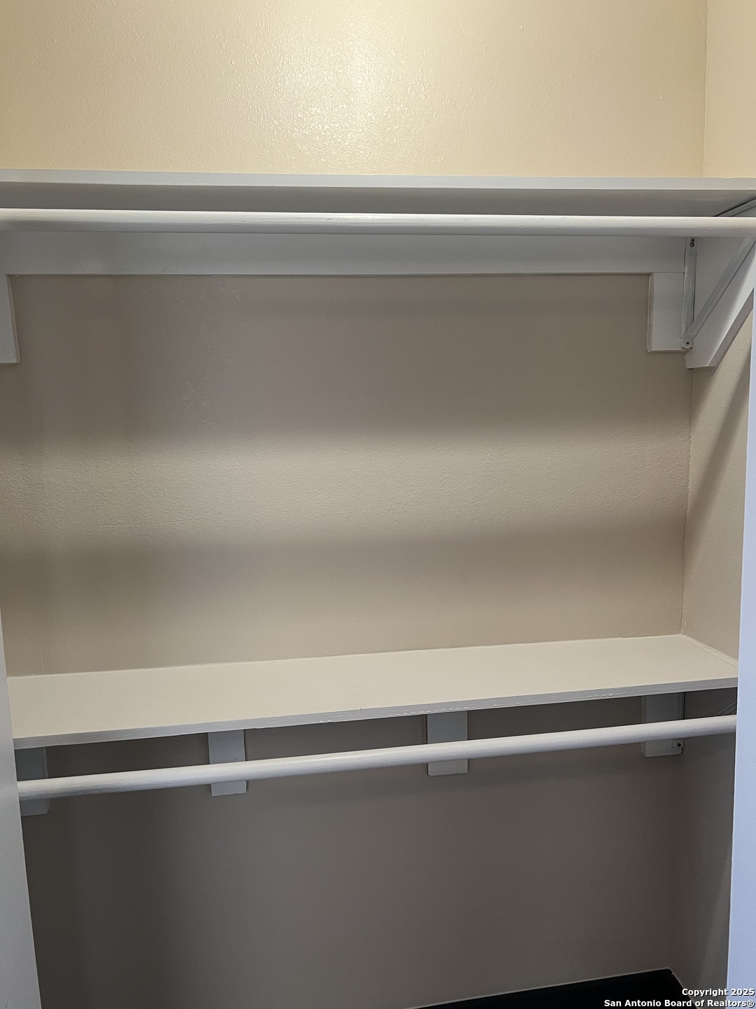 405 West Sabinal Street, Unit A Uvalde, TX 78801 - Photo 19 of 21