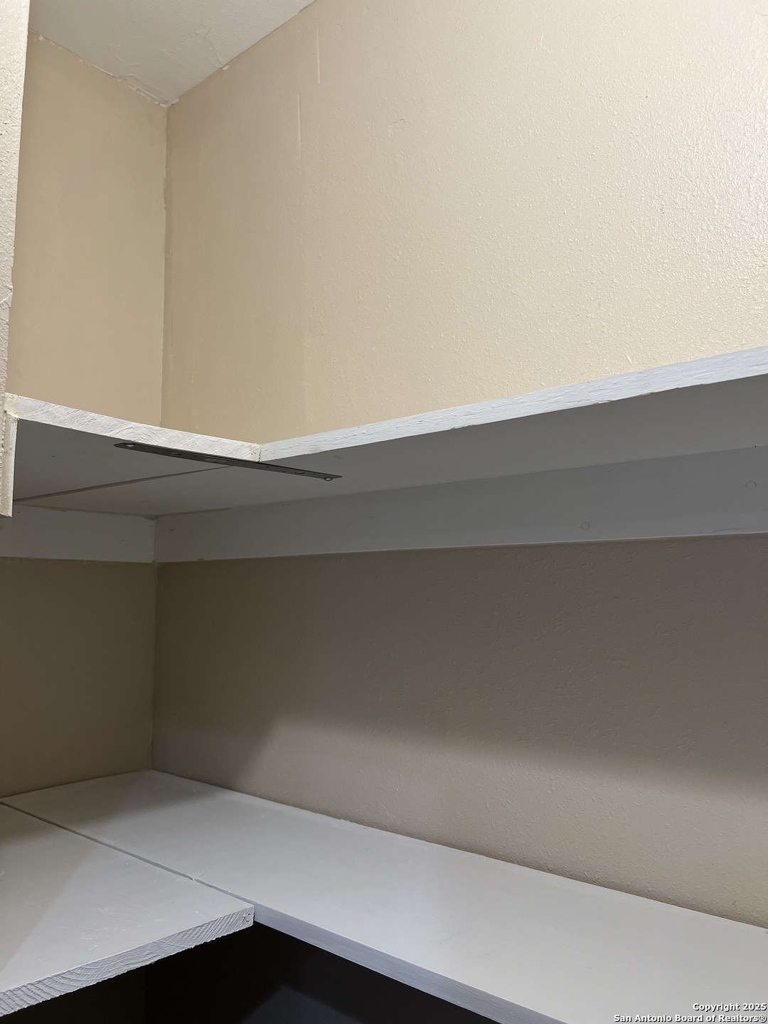 405 West Sabinal Street, Unit A Uvalde, TX 78801 - Photo 8 of 21