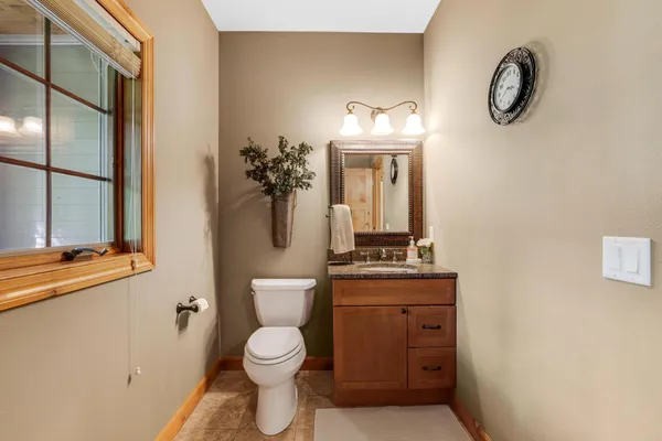 $1,100,000 | W10664 566th Avenue, Prescott, WI 54021