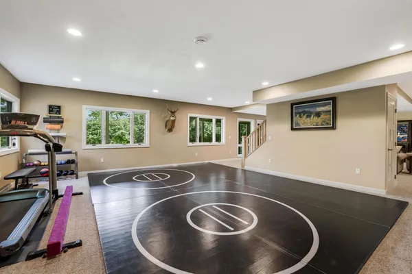 $1,100,000 | W10664 566th Avenue, Prescott, WI 54021