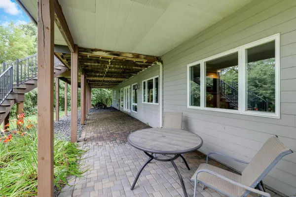 $1,100,000 | W10664 566th Avenue, Prescott, WI 54021