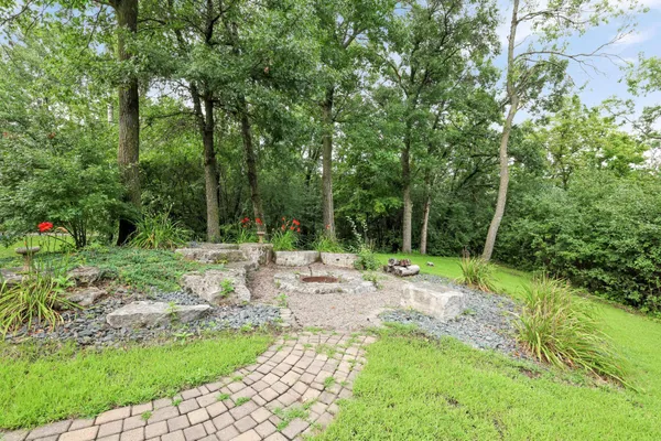 $1,100,000 | W10664 566th Avenue, Prescott, WI 54021