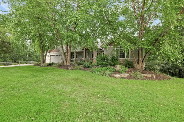 $1,100,000 | W10664 566th Avenue, Prescott, WI 54021