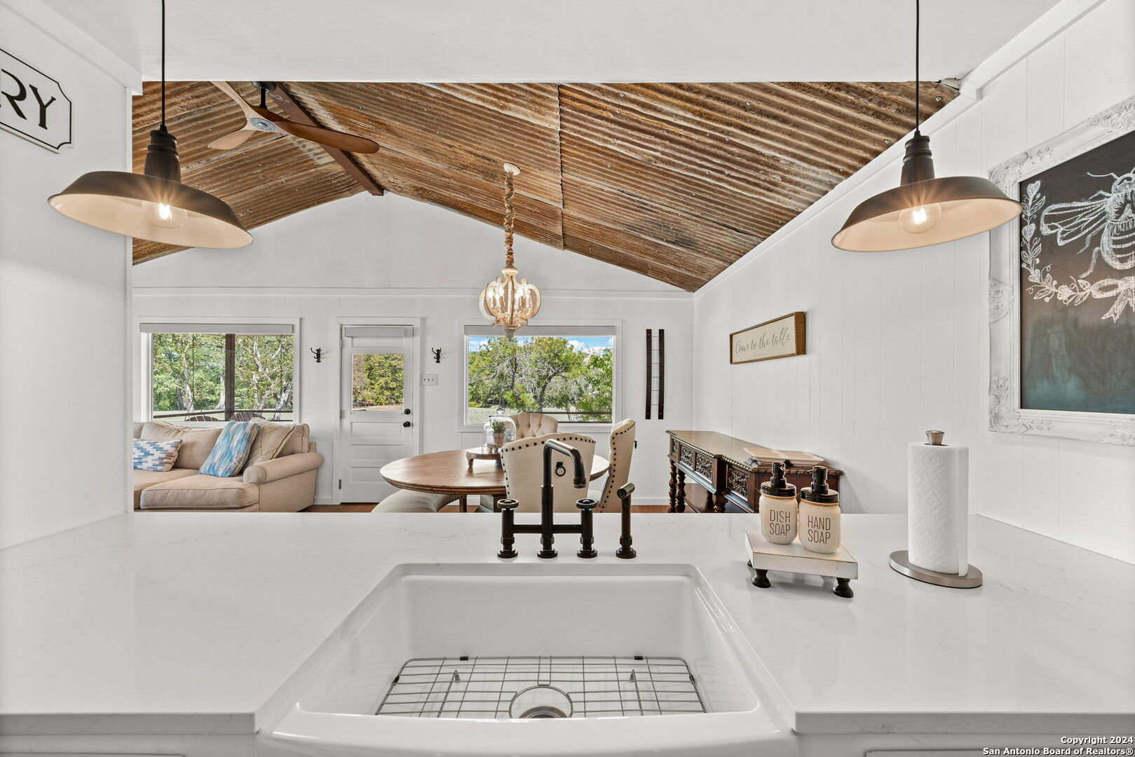 58 Weston Road Leakey, TX 78873 - Photo 8 of 52