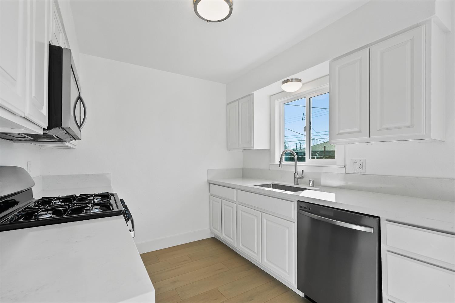 2240 Chase Drive Rancho Cordova, CA 95670 - Photo 13 of 46