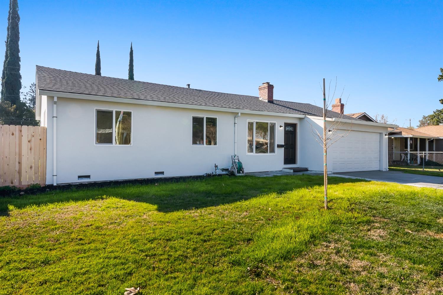 2240 Chase Drive Rancho Cordova, CA 95670 - Photo 2 of 46