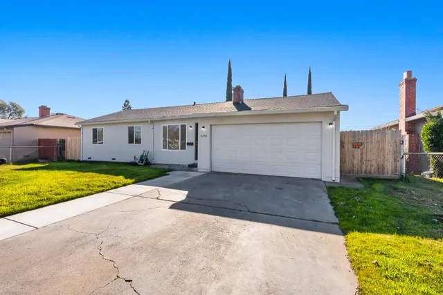 $435,000 | 2240 Chase Drive, Rancho Cordova, CA 95670