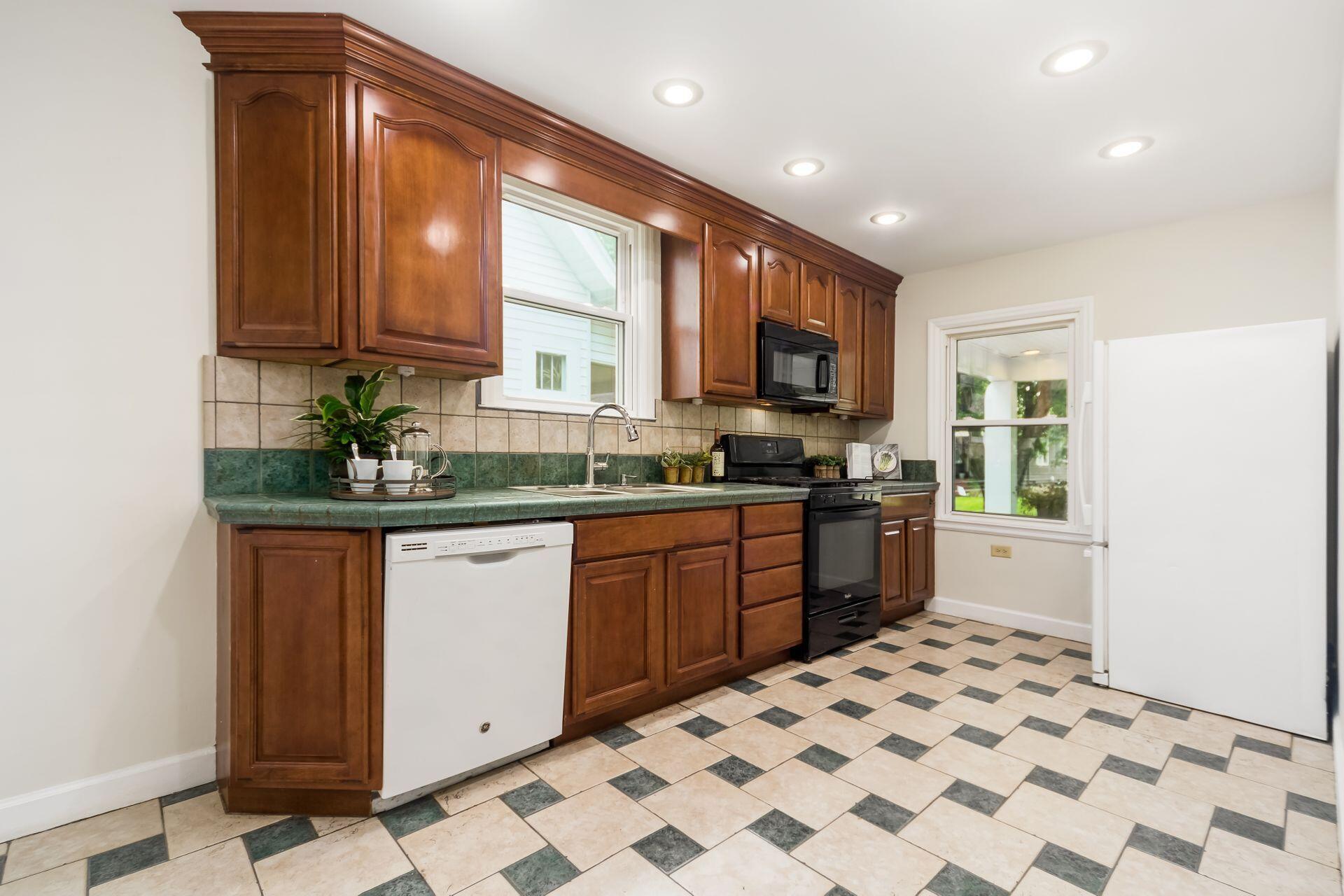 516 East Tulane Road Columbus, OH 43202 - Photo 7 of 29 Gallery Image 7