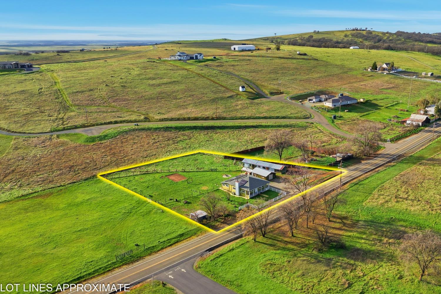 7580 Latrobe Road Shingle Springs, CA 95682 - Photo 48 of 56 a view of a tennis court