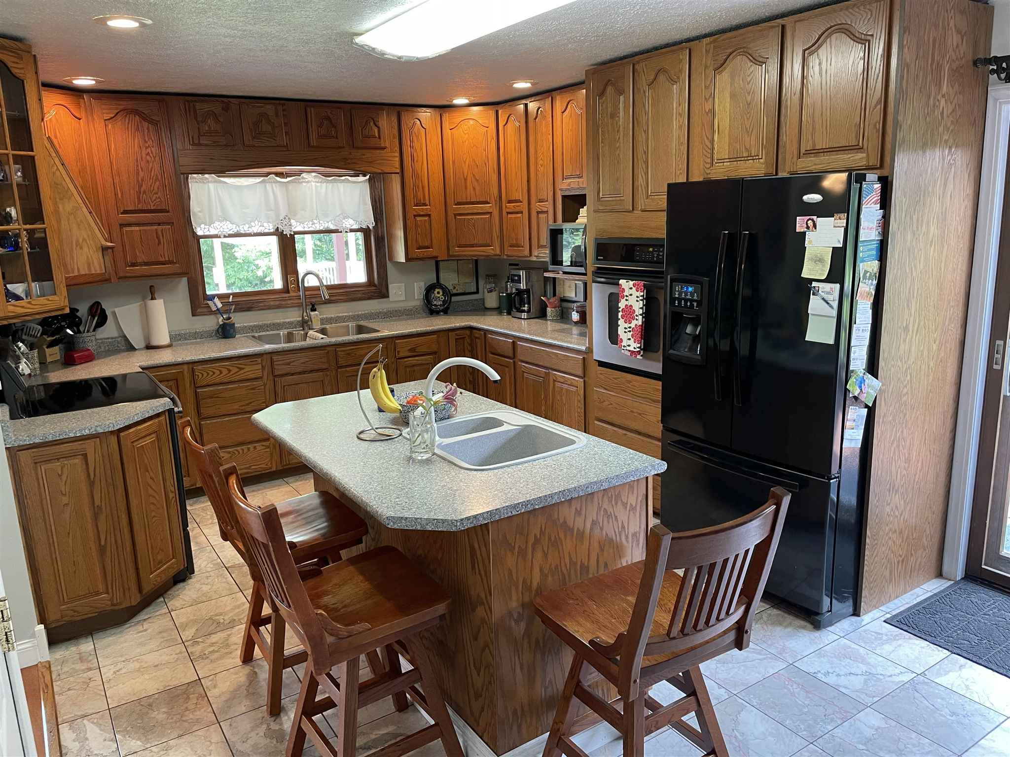 18530 10B Road Plymouth, IN 46563 - Photo 4 of 23 Gallery Image 4