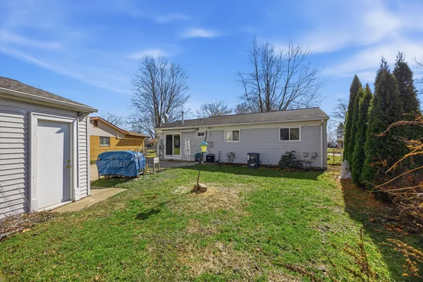 $204,900 | 11002 Buchanan Street, Belleville, MI 48111