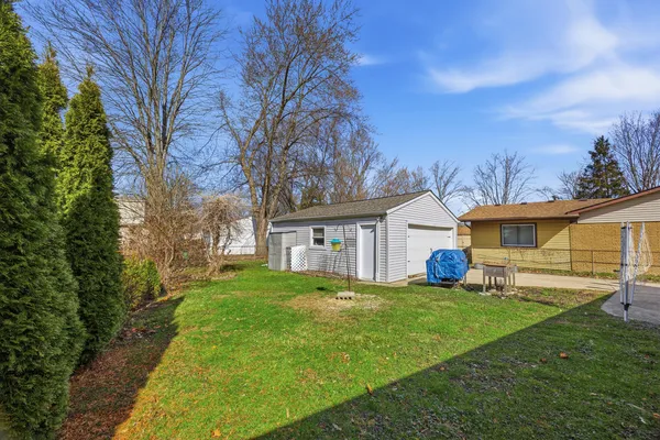 $204,900 | 11002 Buchanan Street, Belleville, MI 48111