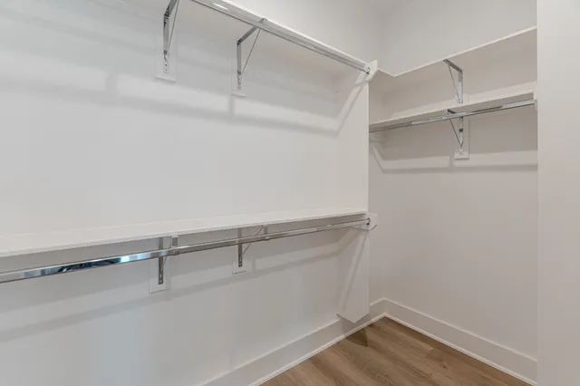 $2,700 | 7707 Inwood Grv Lane, Houston, TX 77088