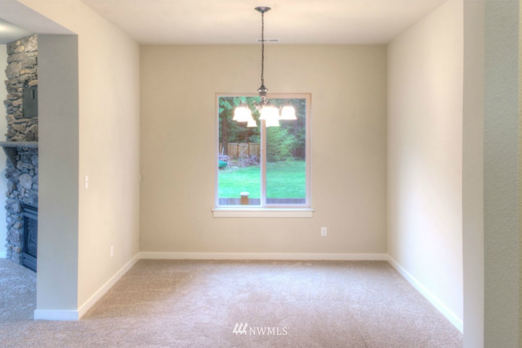 3710 200th Place Southeast Bothell, WA 98012 - Photo 2 of 14 Gallery Image 2