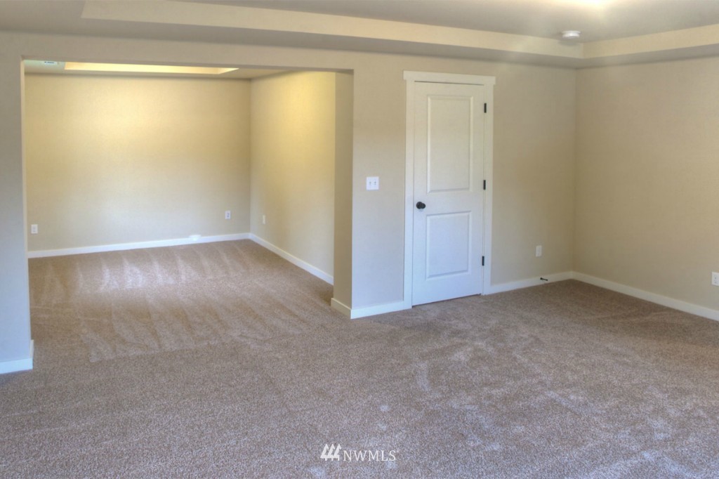 3710 200th Place Southeast Bothell, WA 98012 - Photo 13 of 14 Gallery Image 13