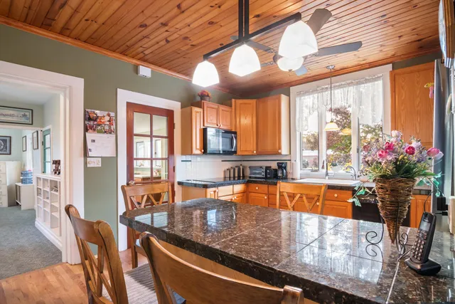 $3,500,000 | 48525 Eight Mile Road, Northville, MI 48167