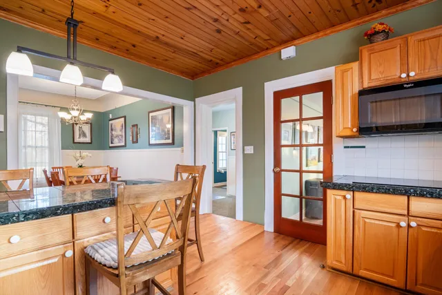 $3,500,000 | 48525 Eight Mile Road, Northville, MI 48167