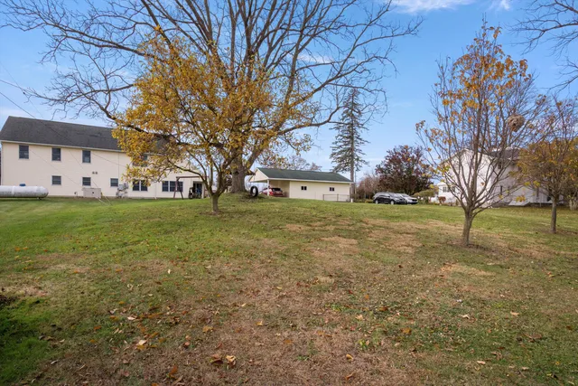 $3,500,000 | 48525 Eight Mile Road, Northville, MI 48167