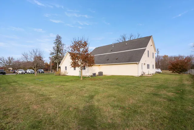 $3,500,000 | 48525 Eight Mile Road, Northville, MI 48167