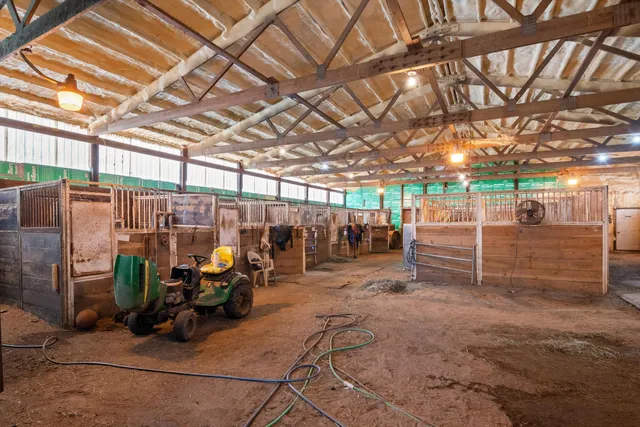 $3,500,000 | 48525 Eight Mile Road, Northville, MI 48167