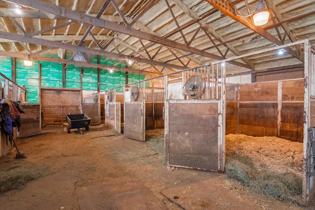 $3,500,000 | 48525 Eight Mile Road, Northville, MI 48167