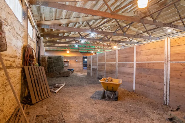 $3,500,000 | 48525 Eight Mile Road, Northville, MI 48167