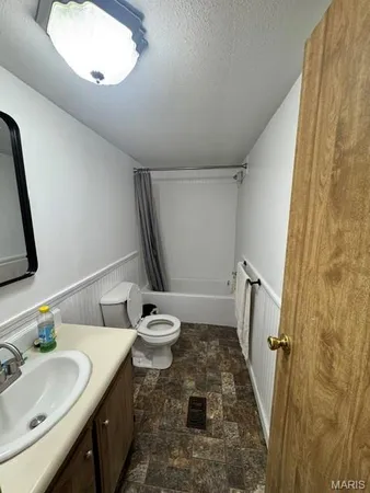 $65,900 | 806 Dawson Road, New Madrid, MO 63869