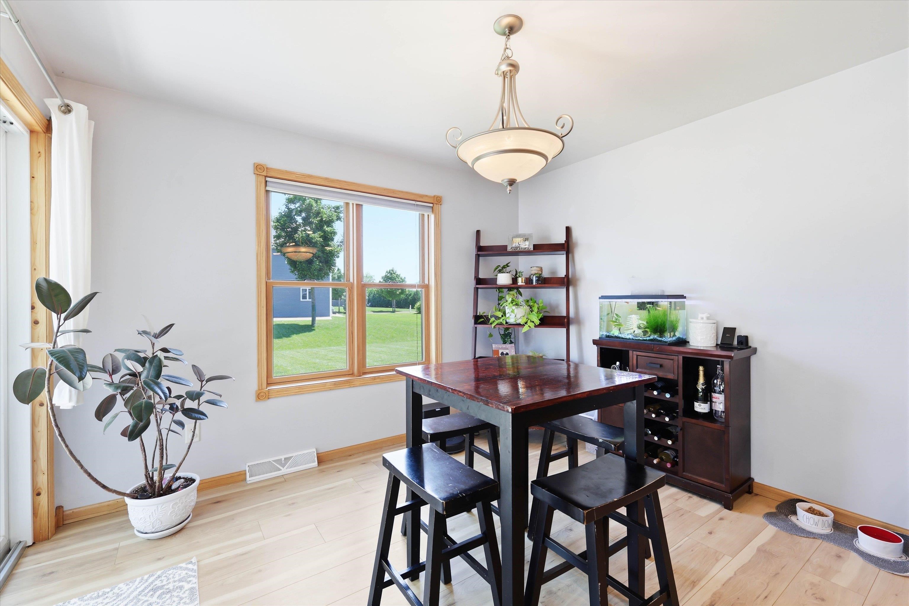 4816 North Apple Road Appleton, WI 54913 - Photo 13 of 41
