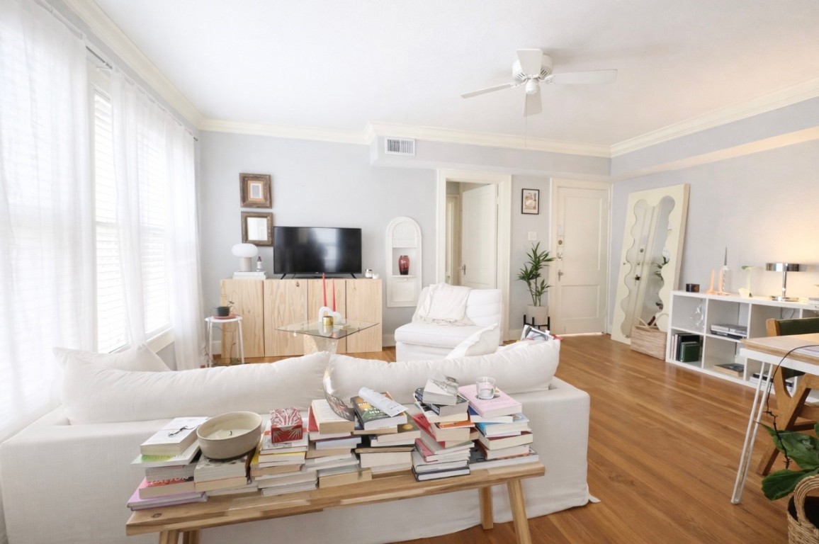 1656 Kipling Street, Unit 4 Houston, TX 77006 - Photo 2 of 11 1940's apartment with vintage phone nook and lots of charming details.