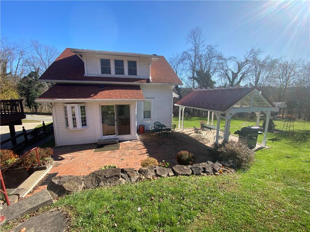 155 Chartiers Road Jefferson, PA 15344 - Photo 3 of 22
