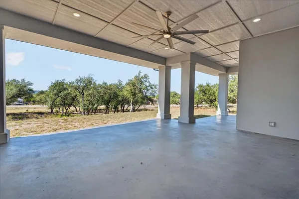 $949,995 | 21603 Thomas Cove, Lago Vista, TX 78645