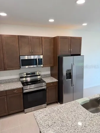 $2,100 | 200 Pine Grove Drive, Palm Coast, FL 32164