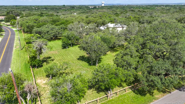 $895,000 | 5803 Hollyhock Road, San Antonio, TX 78240