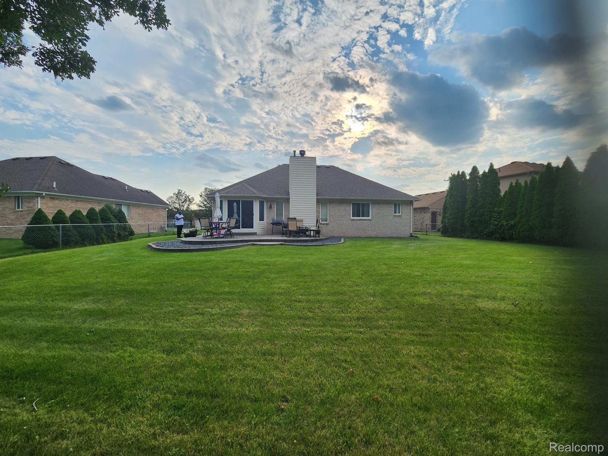 46236 Rocker Drive Macomb, MI 48044 - Photo 35 of 36 Gallery Image 35