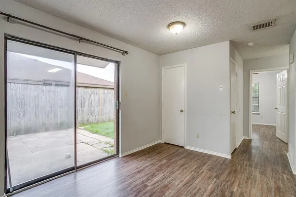 $1,775 | 926 Irene Street, Burleson, TX 76028