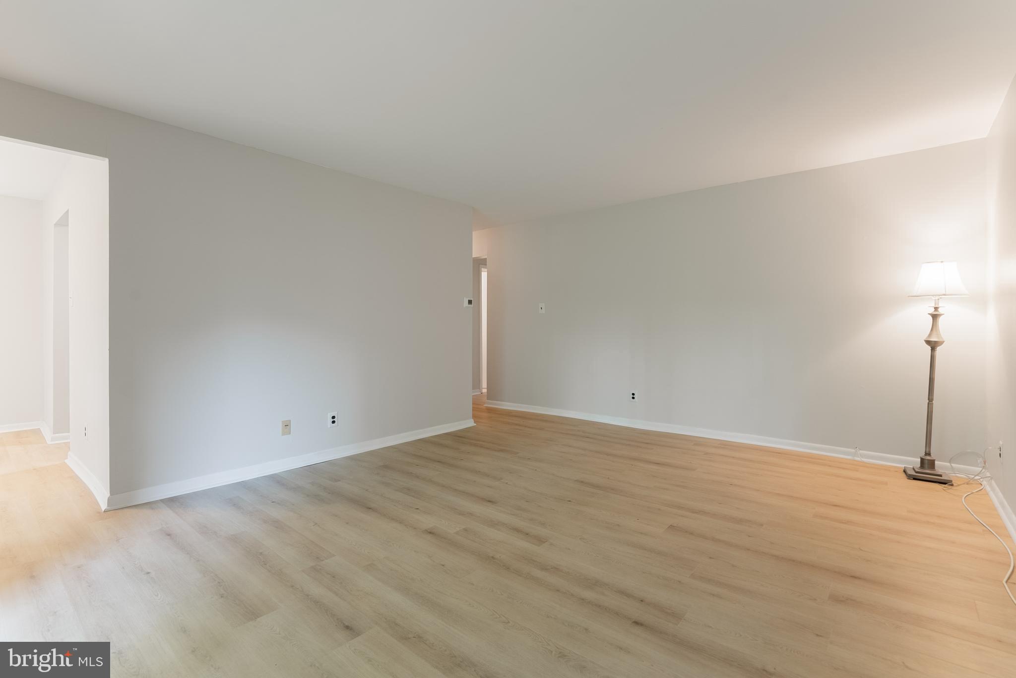 129 Echelon Road Voorhees, NJ 08043 - Photo 13 of 24 living room