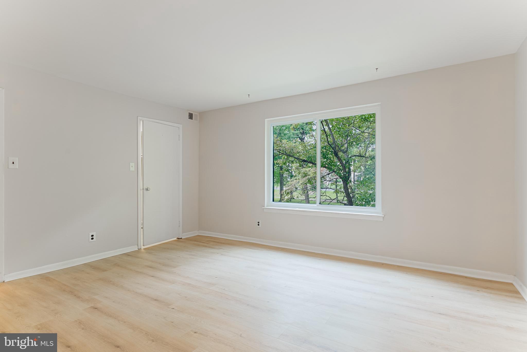 129 Echelon Road Voorhees, NJ 08043 - Photo 19 of 24 Bedroom