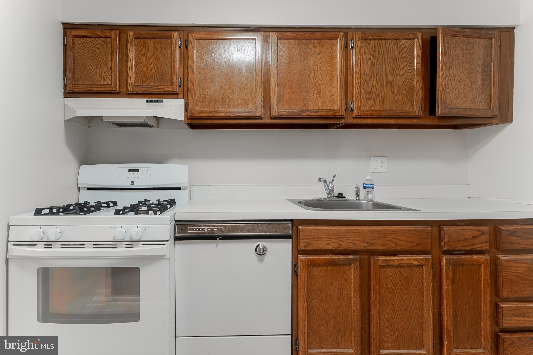 129 Echelon Road Voorhees, NJ 08043 - Photo 7 of 24